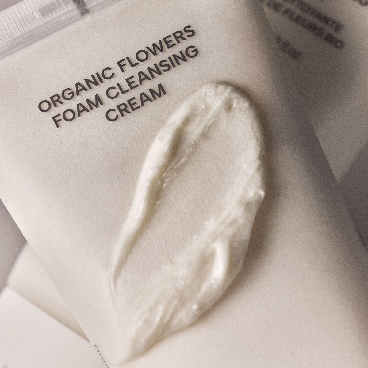 Organic Flowers Foam Cleansing Cream · Whamisa | MiiN Cosmetics