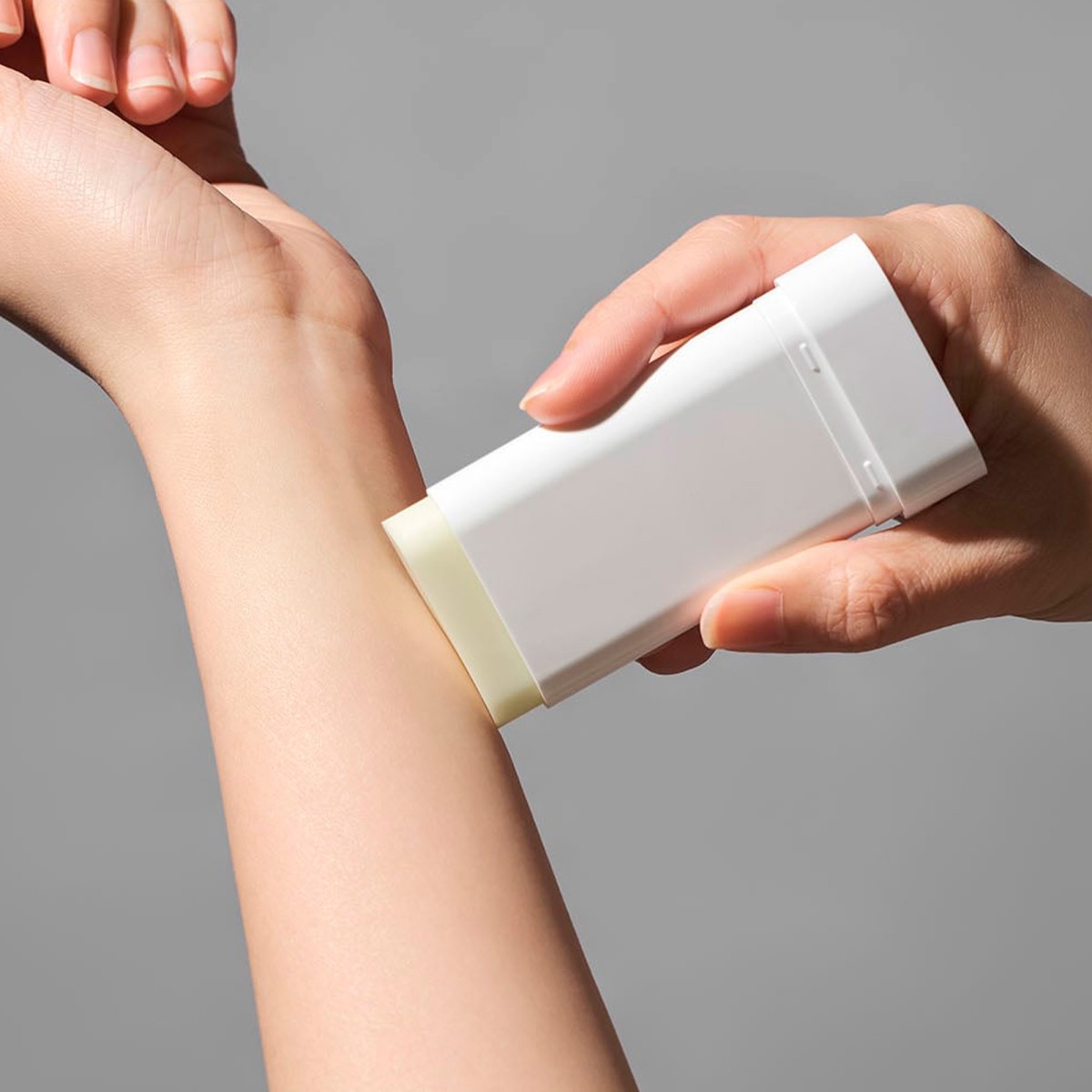 Airy Velvet Sun Stick SPF50+ PA++++ · LAGOM | MiiN Cosmetics