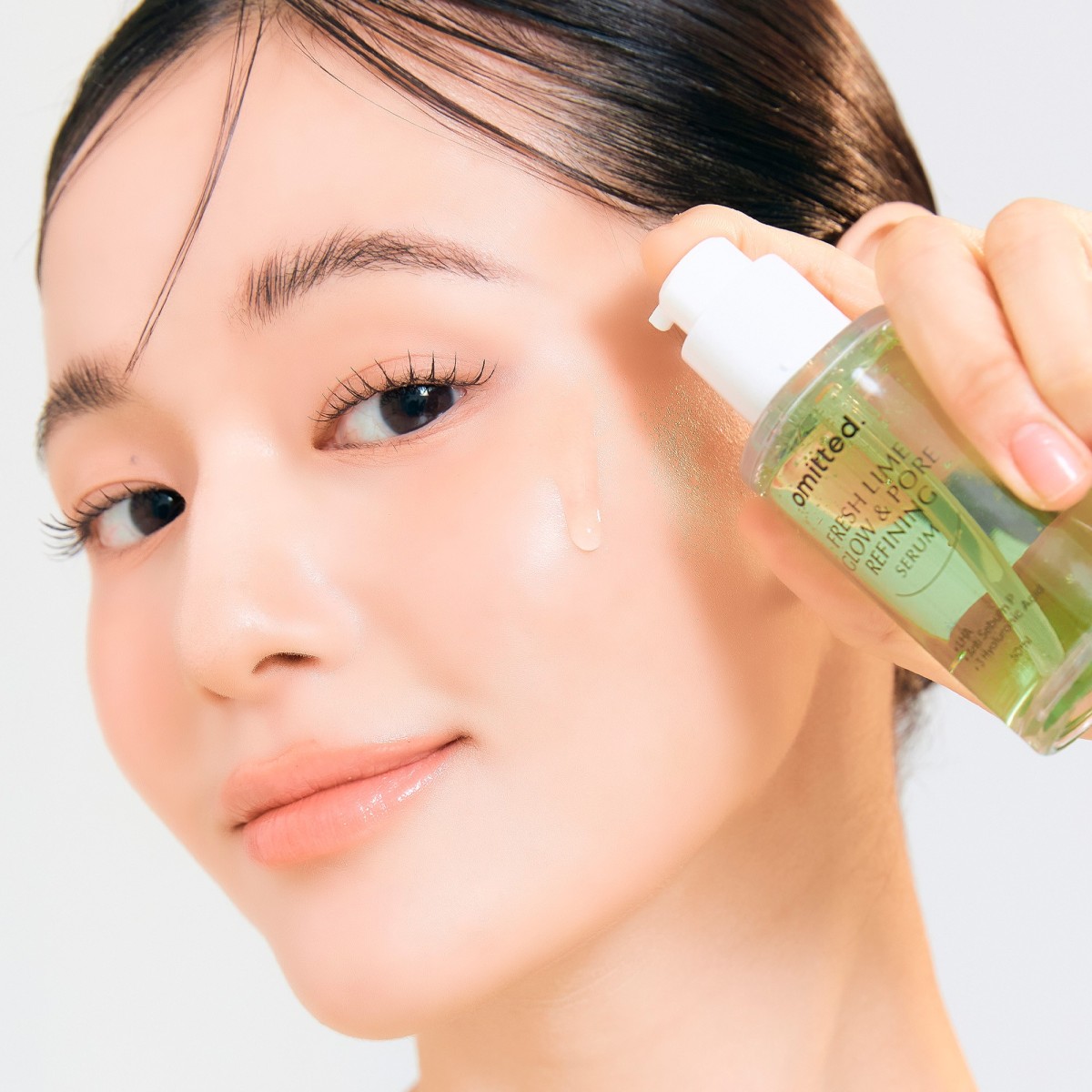Sérum iluminador y minimizador de poros con lima · Omitted | MiiN Cosmetics