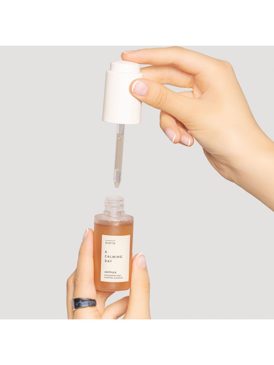 A Calming Day Ampoule - Sioris | MiiN Cosmetics